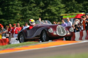20144-scuderia-ferrari-cgt-nino-vaccarella-piero-ferrari