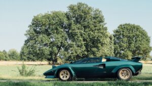Countach_LP400S_2
