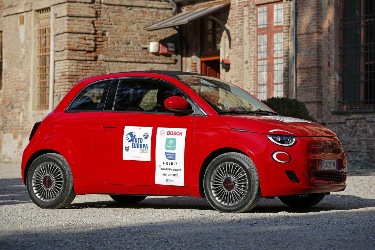 Fiat Nuova 500e si aggiudica il premio Auto Europa 2022