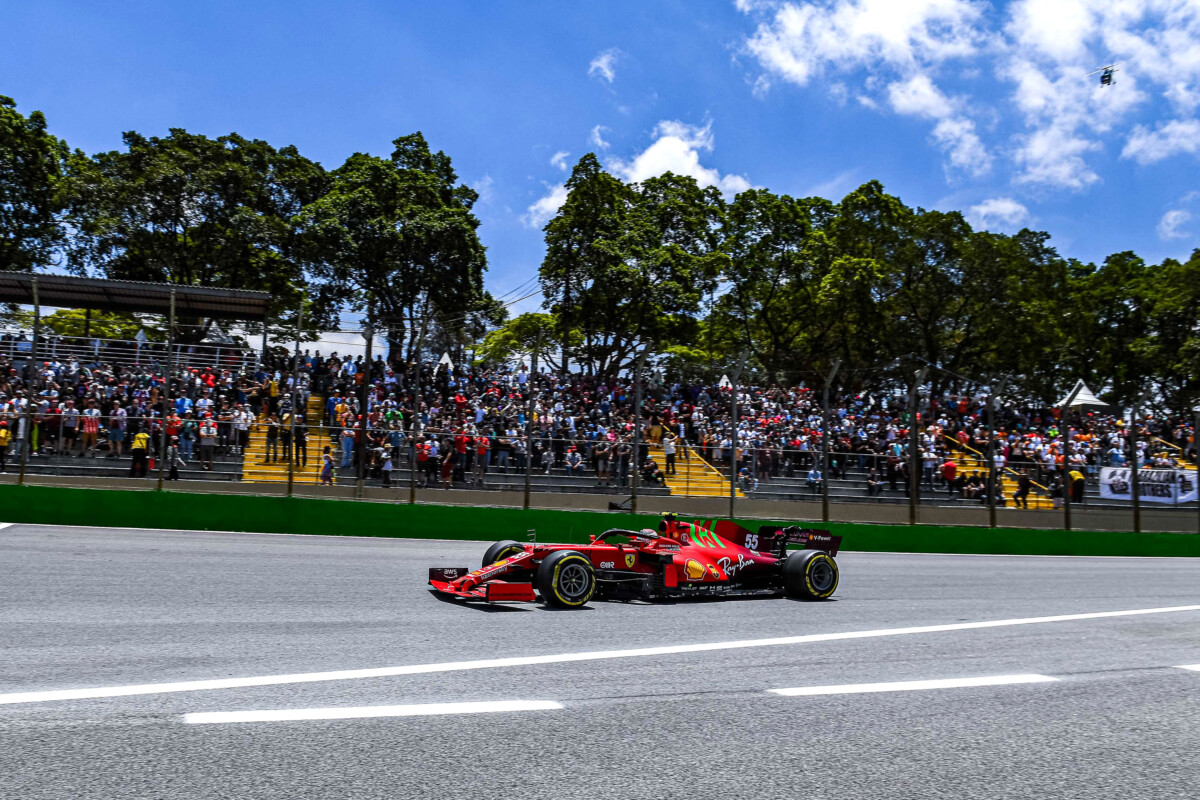 Ferrari: il terzo posto di Sainz nella F1 Sprint base solida per la gara