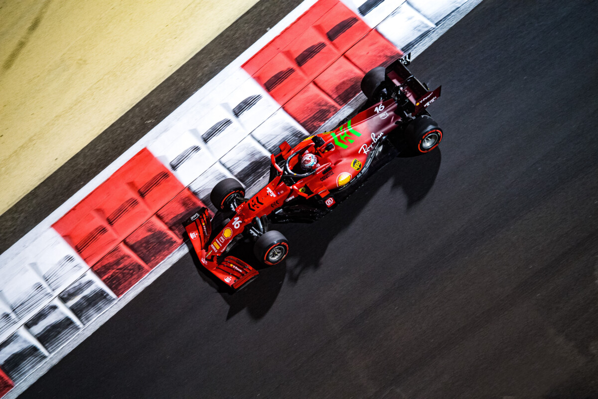 Abu Dhabi: per la Ferrari un venerdì da 8° e 9° posto