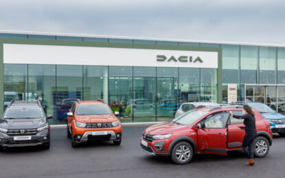 Dacia: il nuovo volto arriva nelle concessionarie