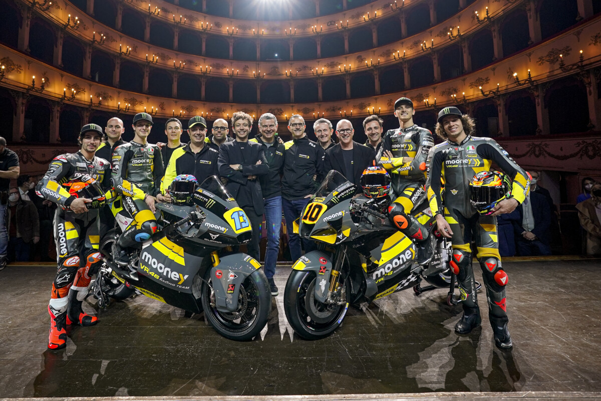 Al Teatro Rossini di Pesaro inizia il 2022 del Mooney VR46 Racing Team