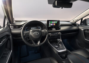 rav4-pr-interior-dashboard