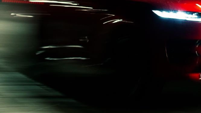 Nuova Range Rover Sport: prime immagini in attesa del reveal
