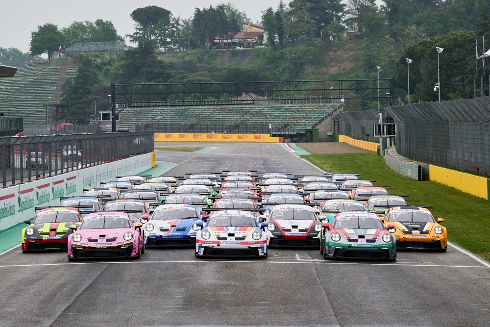 A Imola la nuova era della Porsche Carrera Cup Italia