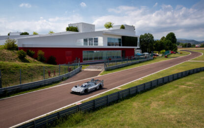 Primi chilometri in pista a Fiorano per la Ferrari LMH