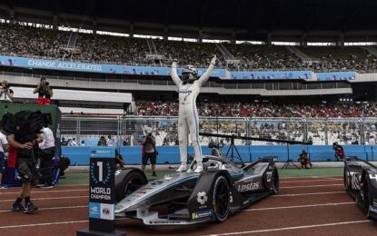 Mercedes-EQ Formula E Team saluta la Formula E da due volte campione