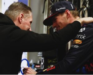 Jos Verstappen non vuole perdersi il secondo Titolo di Max