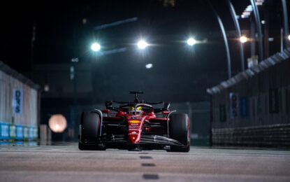 A Singapore pole di Leclerc, davanti a Perez e Hamilton