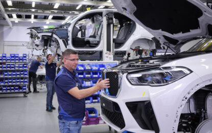 BMW avvia la produzione di un modello a idrogeno