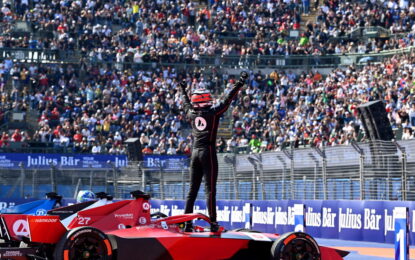 Formula E: Jake Dennis vince la prima gara dell’era Gen3